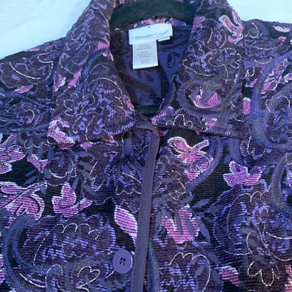XL Coldwater Creek Blazer,Purple and Black Floral. SilverThreading,Slenderizing! - Picture 2 of 15
